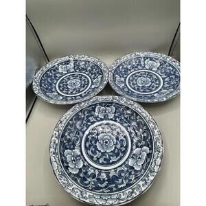 Vintage China Blue Chinoiserie Blue and White Set Of 3 Bowls